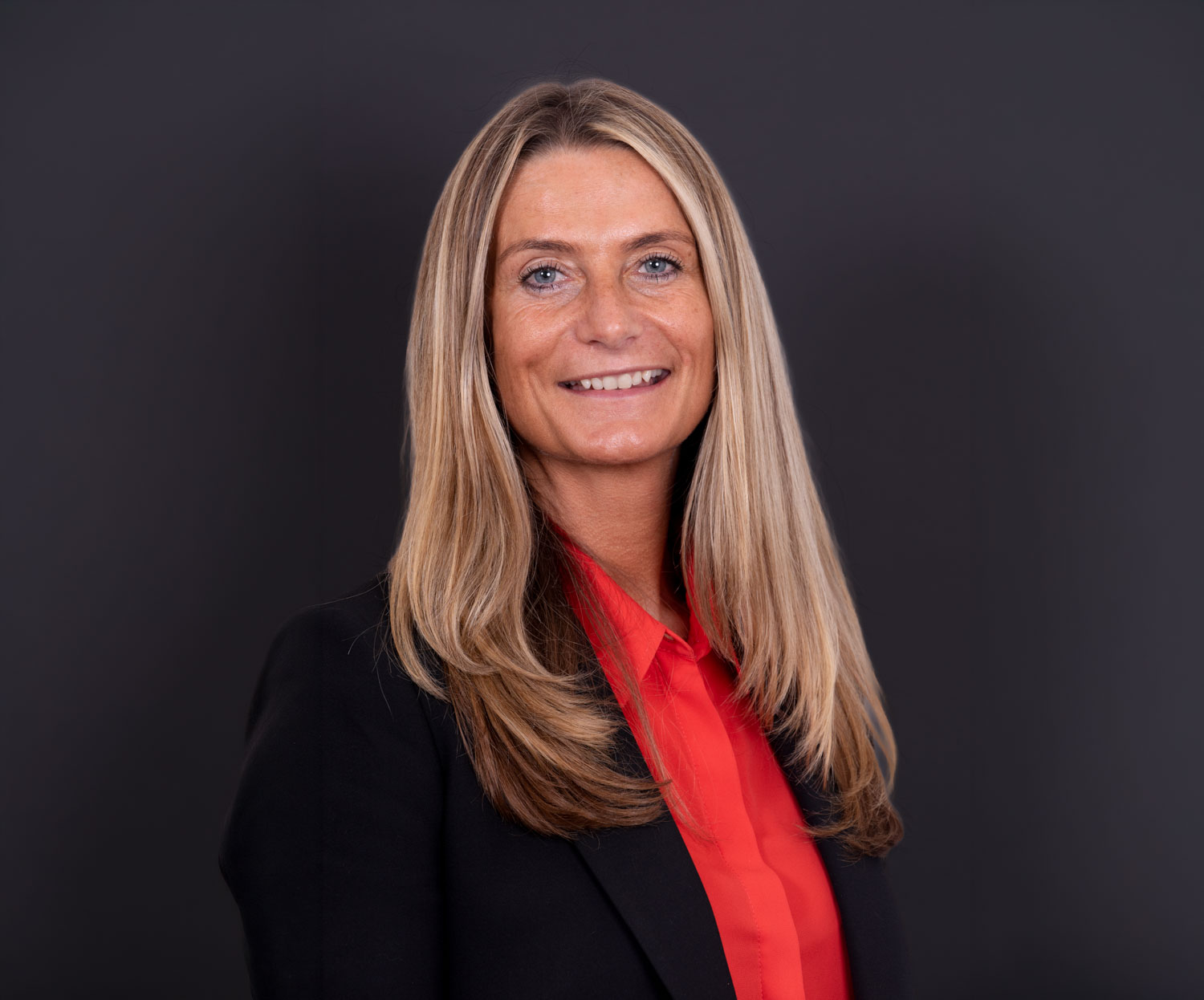 Headshots for Promethian Particles — Corporate businesswoman portrait